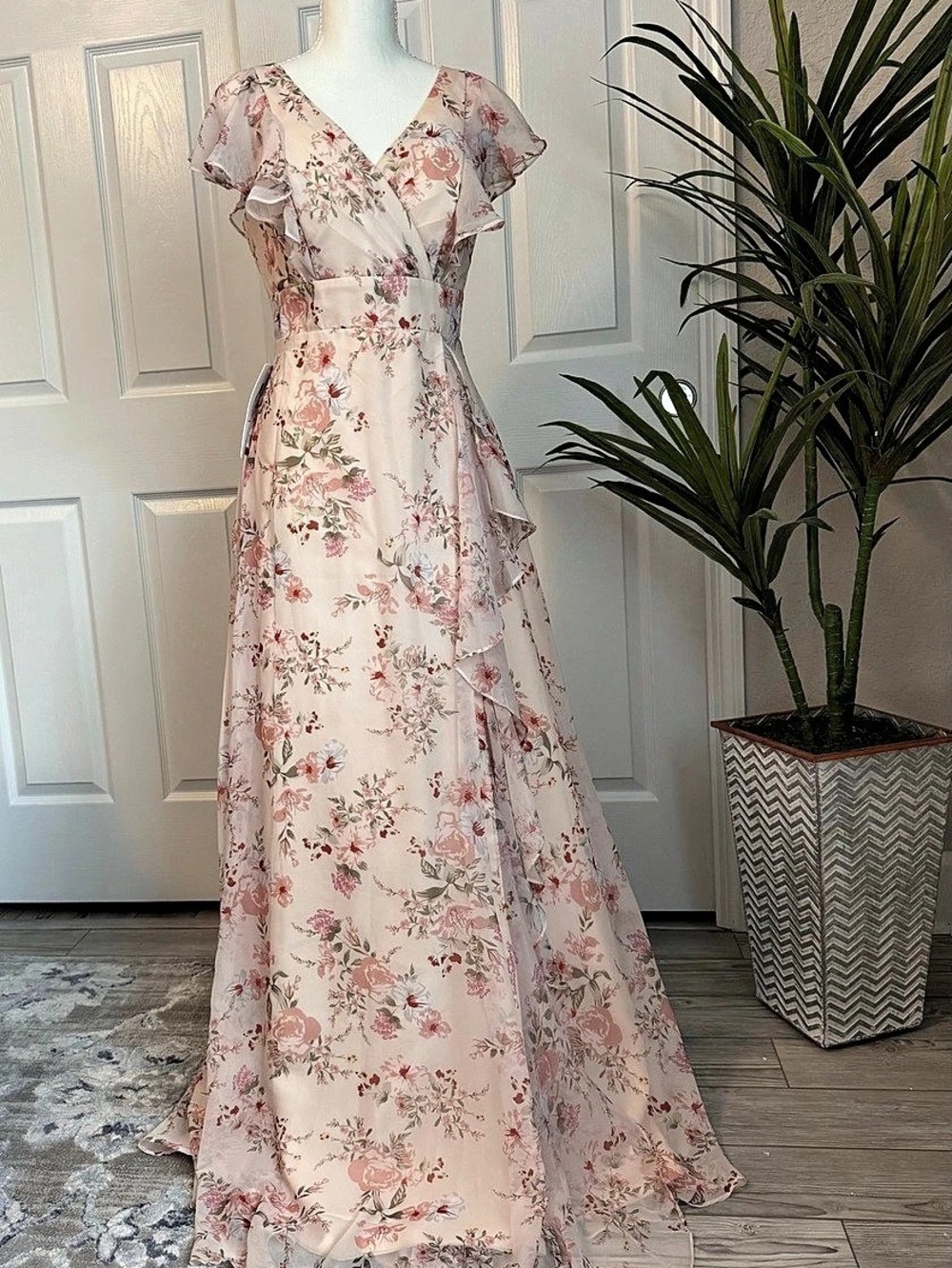 Formal Dress Floral Maxi Dress Size 10 NWT